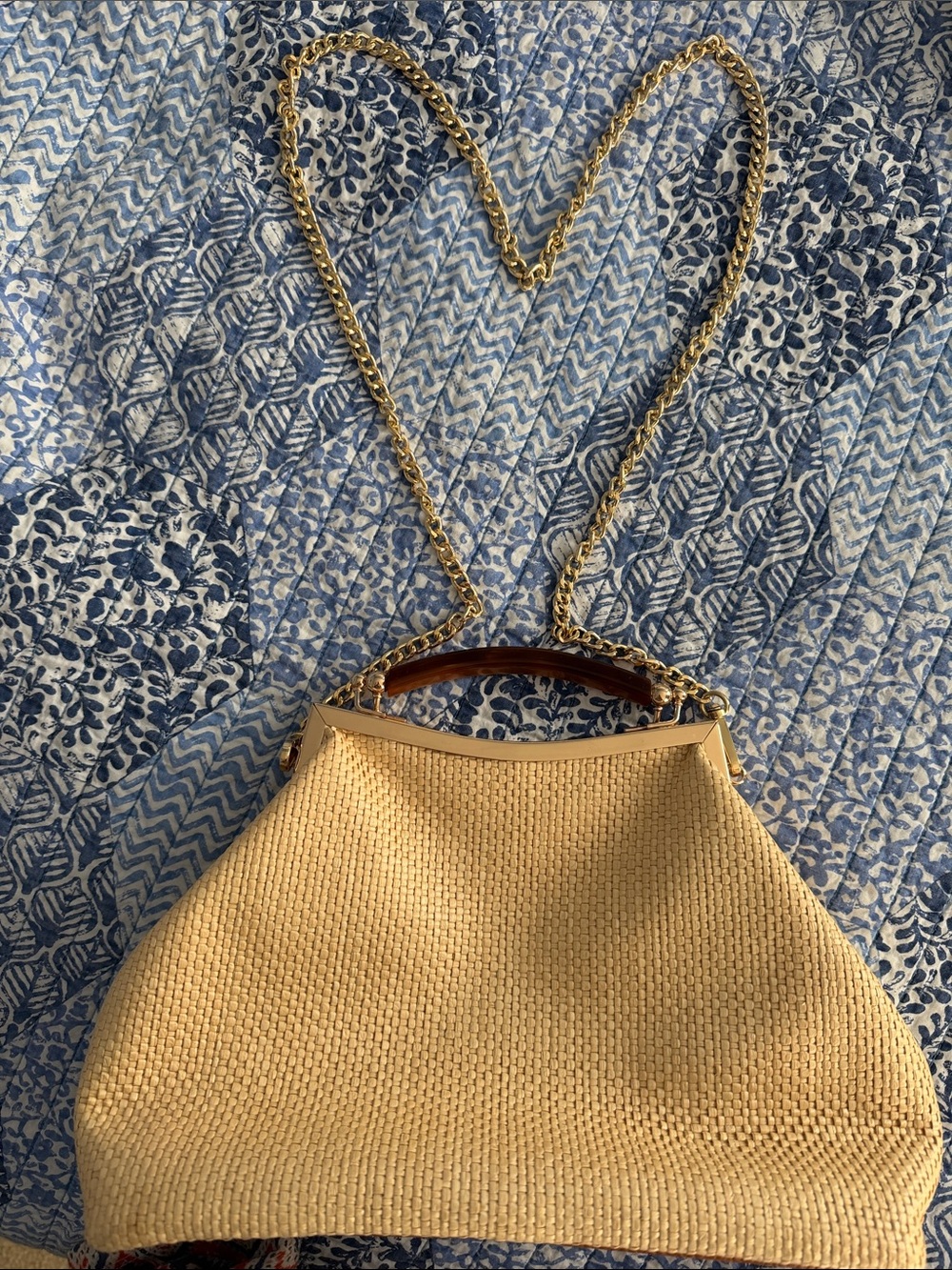 Stella Bianca straw Woven Shoulder clutch bag with removable Gold Chain Strap